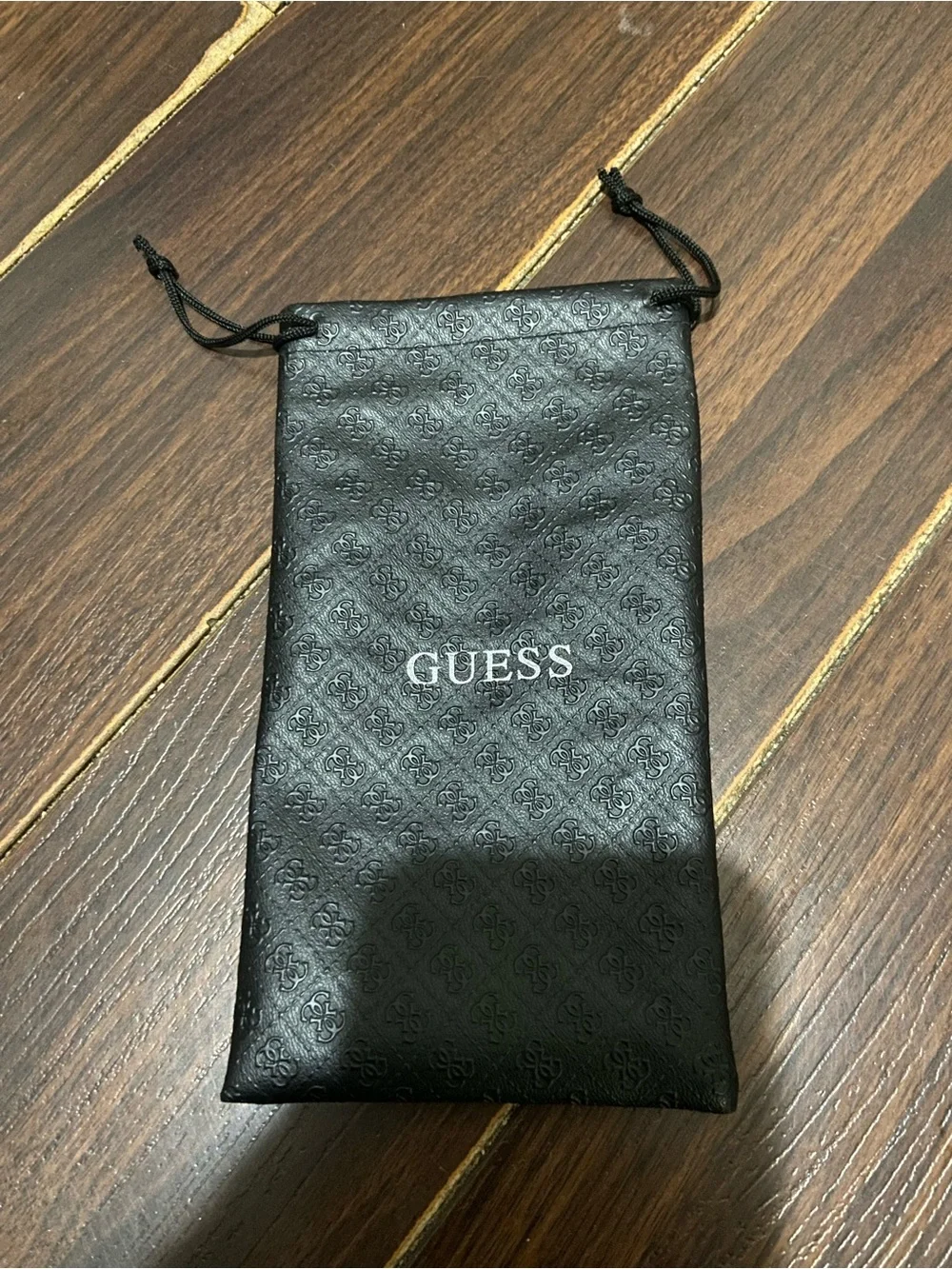 GUESS Glasses Case Sunglasses Case Logo Black Soft Bag NEW